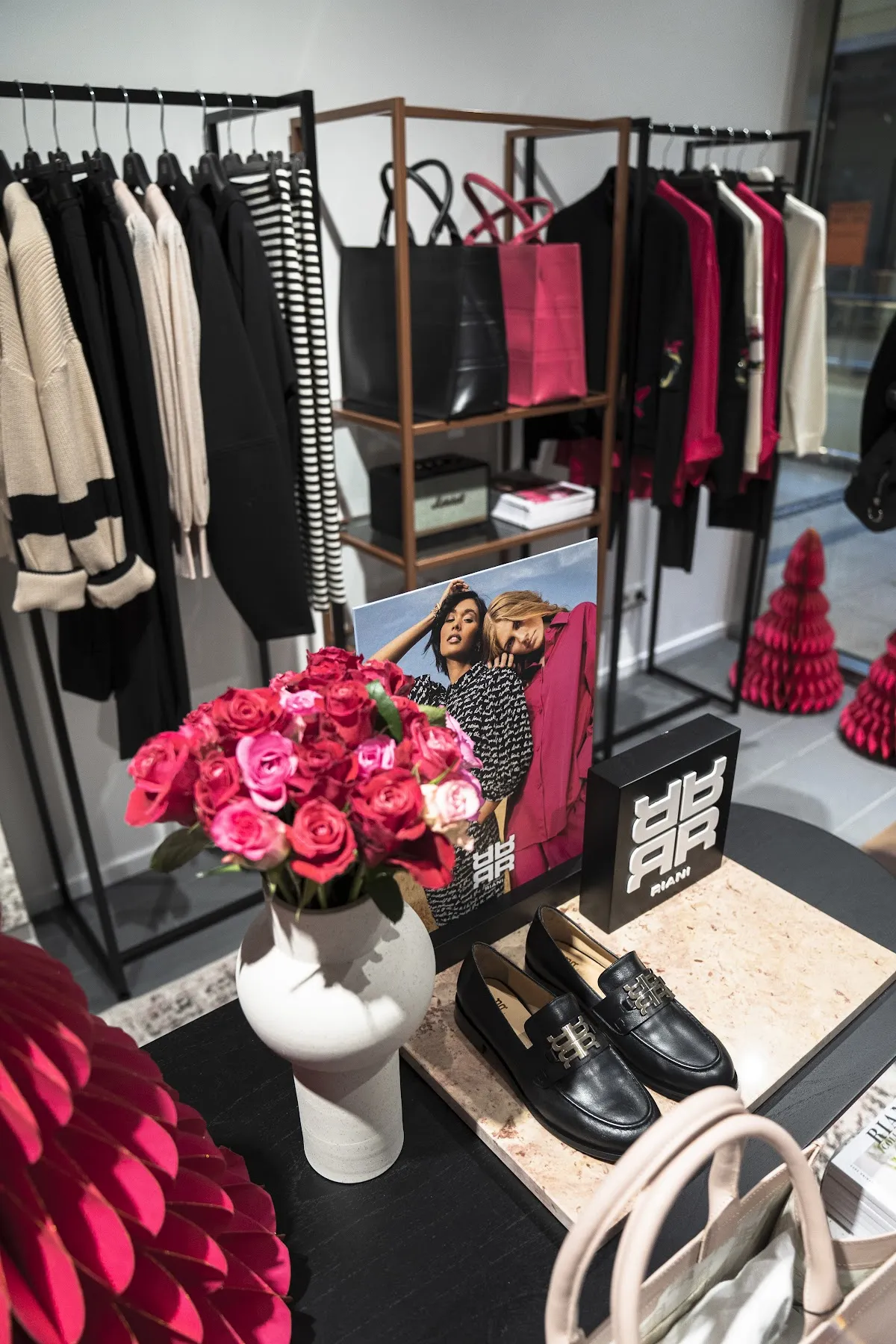 RIANI Store Impression 4